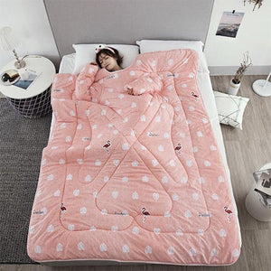 Winter Lazy Quilt with Sleeves – Wearable Blanket for Warmth, Comfort & Free Movement