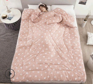 Winter Lazy Quilt with Sleeves – Wearable Blanket for Warmth, Comfort & Free Movement