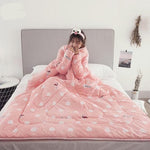 Winter Lazy Quilt with Sleeves – Wearable Blanket for Warmth, Comfort & Free Movement