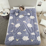 Winter Lazy Quilt with Sleeves – Wearable Blanket for Warmth, Comfort & Free Movement