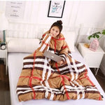 Winter Lazy Quilt with Sleeves – Wearable Blanket for Warmth, Comfort & Free Movement