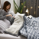 Luxury Fleece Blankets & Throws – Thick, Super Soft Winter Blanket for Bed & Sofa