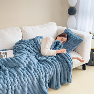 Soft Bubble Velvet Rabbit Fur Blanket – Double-Sided Thick, Warm & Luxurious Throw