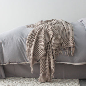 Small Nap Blanket – Soft, Lightweight Cozy Throw for Travel, Office & Home