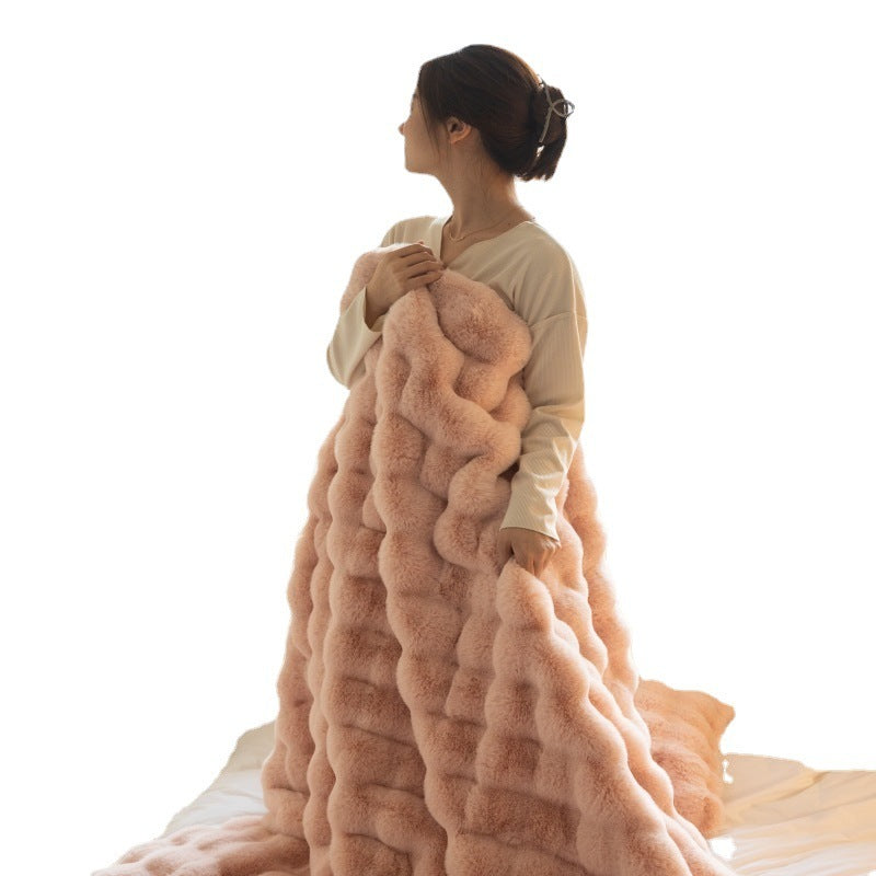 Thickened Rabbit Bubble Velvet Nap Blanket – Soft Polyester Quilt for Home & Travel